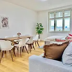 Luxury Modern With View Daire *