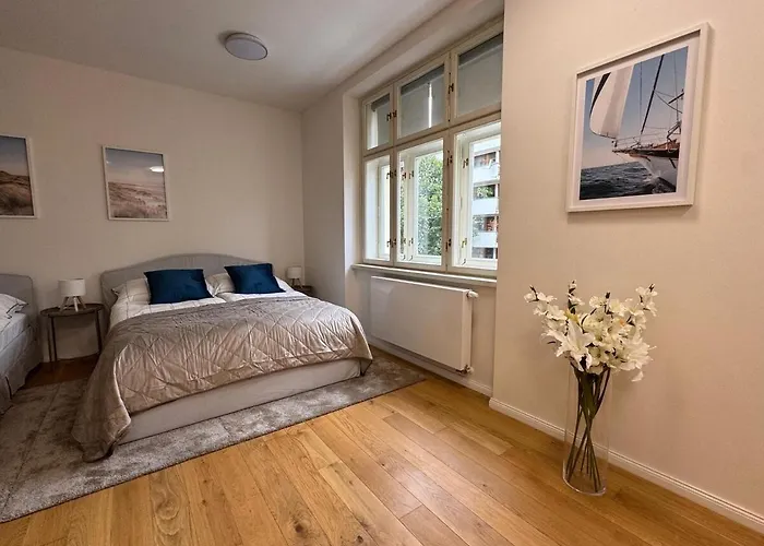 Luxury Modern With View Apartment *