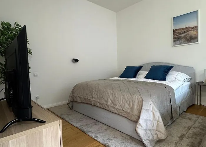 Apartment Luxury Modern With View Prag
