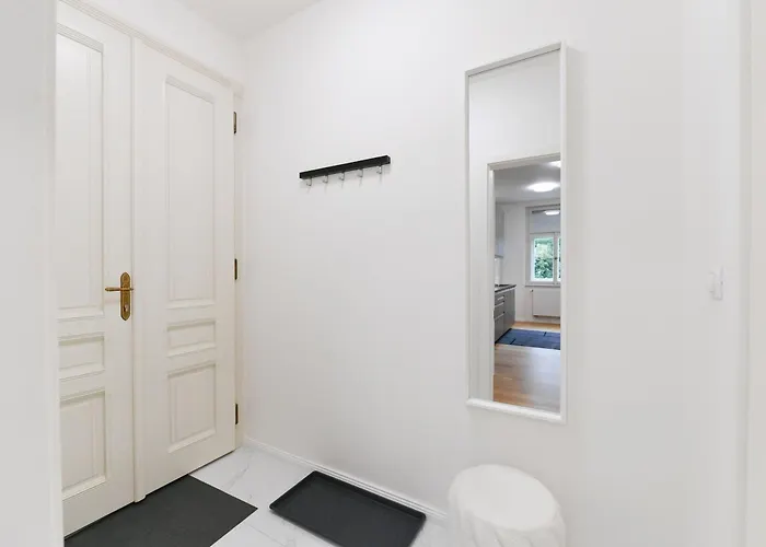 Apartment Luxury Modern With View Prag