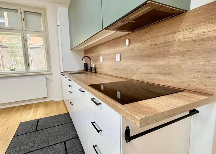 Luxury Modern With View Apartment *