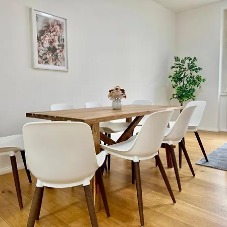 Luxury Modern With View *